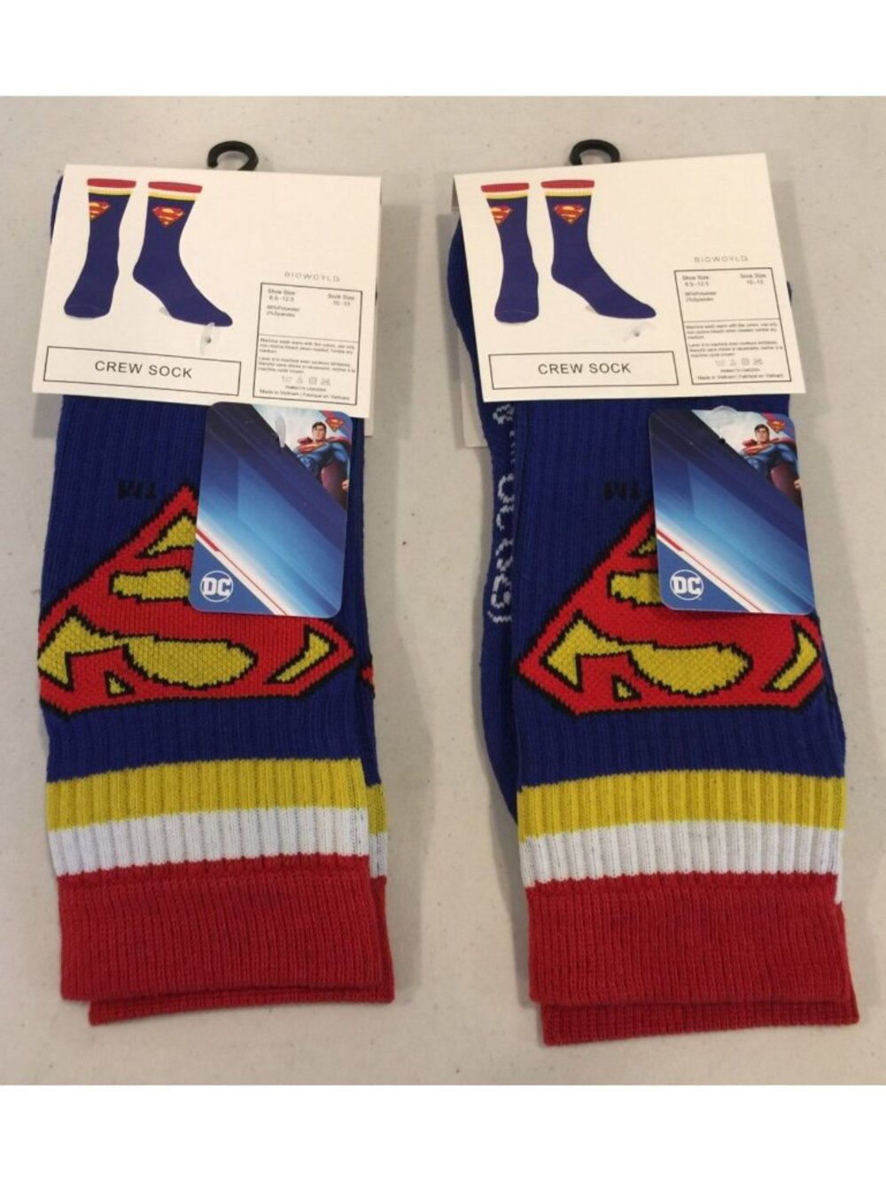DC Superman Men's Crew Socks Size 10-13 Set of 2 Bioworld